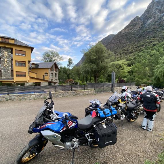 Route Castellarnau-Pas de la Mainera-Monrós-Llesui-Castellarnau