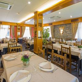 Salle à manger du restaurant de l'Hotel Castellarnau